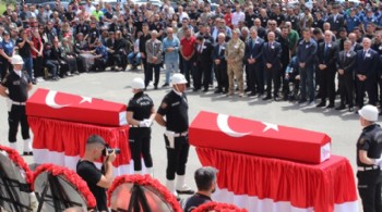 Adıyaman'da şehitlere hüzünlü tören!