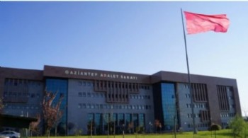 Adliyeye operasyon: Bir savcı açığa alındı