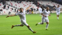 Altay deplasmanda Balıkesirspor'la oynuyor
