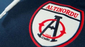 Altınordu ligde kaldı