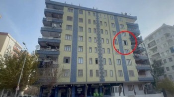 Anne dehşeti... Bebeğini 3. kattan attı!