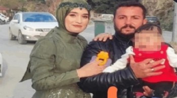 Annesini döverken kendisine engel olmak isteyen eşini öldürdü!