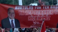 Antalya Muhittin Böcek için ayakta!