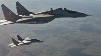 Avrupa semalarında gerilim.. Rus uçağını durdurdular!