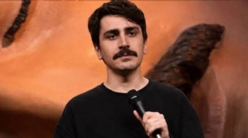 Avrupa’dan Deniz Göktaş’a destek: Sanat ve mizah cezalandırılamaz