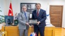 Avustralya Başkonsolosu’ndan Başkan Tugay’a ziyaret