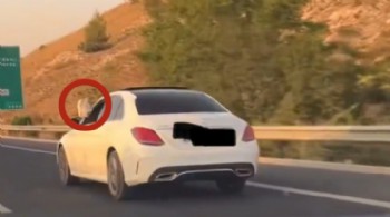 Ayakları dışarıda araç kullanan kişi başsavcı çıktı