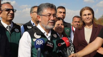 Bakan 3 ildeki orman yangınıyla ilgili son durumu açıkladı