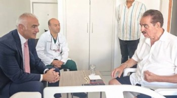 Bakan Mehmet Nuri Ersoy'dan hastanede tedavi gören İbrahim Tatlıses'e ziyaret