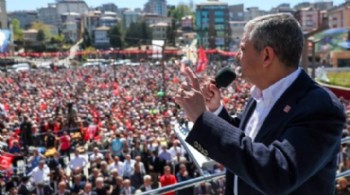 Balıkesir'de 'Millet İradesine Sahip Çıkıyor' mitingi: Yurttaşlar meydanı doldurdu