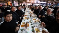 Başkan Balaban Karaköy'de vatandaşlarla iftar yaptı