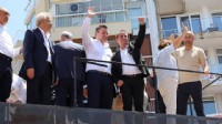 Başkan Yetişkin, CHP Genel Başkanı Özgür Özel’in İzmir programında yanında oldu