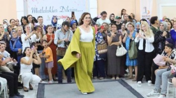 Bayraklı'nın üreten kadınları eserlerini sergiledi