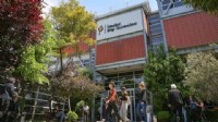 Bilgi Üniversitesi eğitime devam edecek