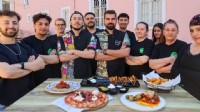 Buca’nın kalbinde dünya lezzetleri