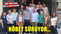 CHP İzmir'de demokrasi nöbeti sürüyor