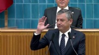 CHP'de tarihi grup toplantısı... ''Kürsüye vakti gelmiş bir vedanın hüznüyle çıktım''
