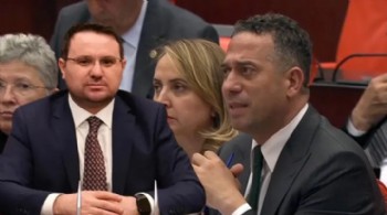 CHP'li Ali Mahir Başarır'dan Akın Gürlek ile el sıkışma açıklaması