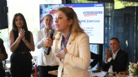 CHP'li Kaya'ya Kuşadası'nda coşkulu karşılama
