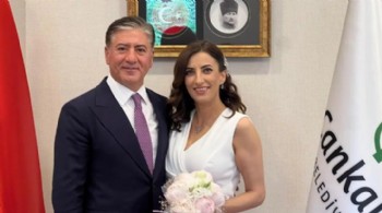 CHP'li Murat Emir ile Evrim Rızvanoğlu evlendi