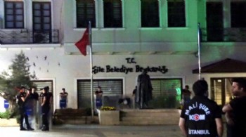 CHP'li Şile Belediyesi'ne şafak operasyonu! Başkan Özgür Kabadayı gözaltına alındı