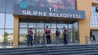 CHP'li Silifke Belediyesi'ne operasyon: Başkan Yardımcısı Yörükçü de gözaltına alındı