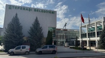 CHP'li bir belediyeye daha operasyon