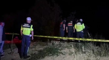 CHP'li yönetici Filyos Çayı'na düşerek kayboldu