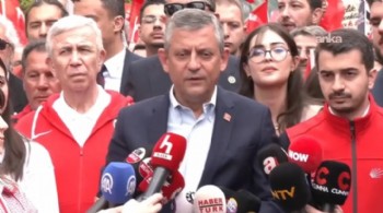 CHP lideri Özel'den Gençlik Korteji'nde 'Ekrem İmamoğlu' ve 'Mansur Yavaş' mesajı