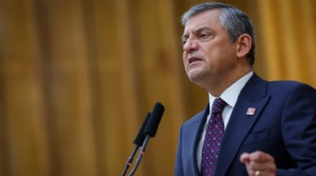CHP lideri Özel grup toplantısında konuşuyor: 'Bu millet senden kurtulmak için dua ediyor'