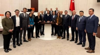 CHP'nin emekliler için 'Meclis'i terk etmeme' eylemi 5. gününde