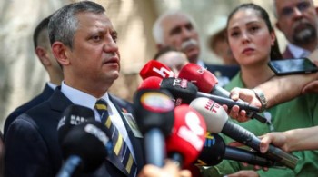 CHP'nin komisyon kararını Özgür Özel açıkladı