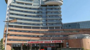 CHP, siyasi partilerle yeniden bayramlaşma kararı aldı: AK Parti ile bayramlaşmayacak