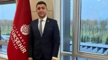 CHP’den AK Parti’ye geçti: Erdoğan rozeti taktı... İlk işi bu oldu!