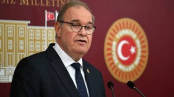 CHP’nin yeni Grup Başkanı Faik Öztrak oldu