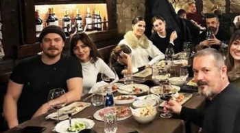 Çağatay Ulusoy sevgilisiyle Bulgaristan'da
