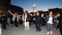 Çiğli’de Hıdrellez Şenliği birlik ve dayanışma mesajlarıyla sona erdi