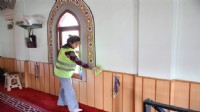 Çiğli’de ibadethaneler için temizlik mesaisi