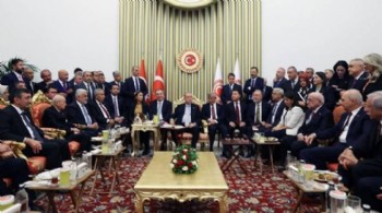 DEM Parti'den fotoğraf eleştirilerine yanıt