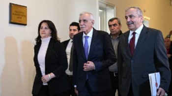 DEM Parti heyeti İmralı'ya gidiyor