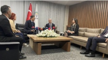 DEM Parti'ye ilk bayram ziyareti MHP'den