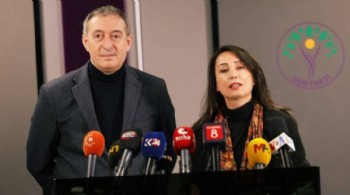 DEM'den İmralı kararı için CHP'ye gönderme: Bazı siyasi çevrelerin yaklaşımlarını üzüntüylekarşıladık