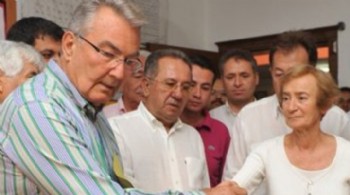 Deniz Baykal'ın eşi Olcay Baykal hayatını kaybetti