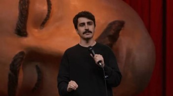Deniz Göktaş, havaalanında gözaltına alındı!