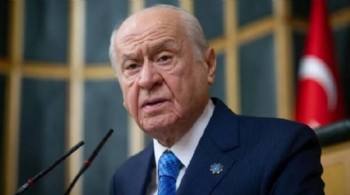 Devlet Bahçeli'den Süper Lig'e çıkan Amedspor'a tebrik mesajı