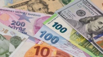 Dolar/TL bir rekor daha kırdı
