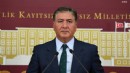 Dün gece kürsüden düşen CHP'li Murat Emir'in omurgası kırıldı