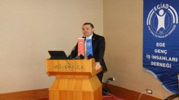 EGİAD Başkanı Özhelvacı: Küresel ticaret çok katmanlı bir süreç haline geldi