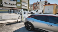 Efeler Belediyesi'nin elektrikli araç şarj istanları hizmette