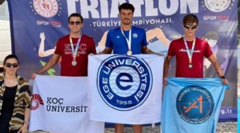 Egeli triatloncu Taha şampiyon oldu